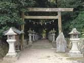 布気皇館太神社の参道