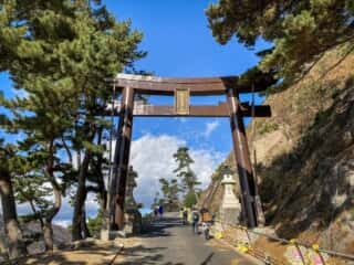 黄金山神社　鳥居