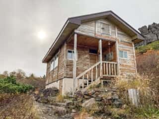 岩手山登山道避難小屋
