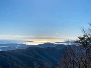 石投山 黒森山 登山道