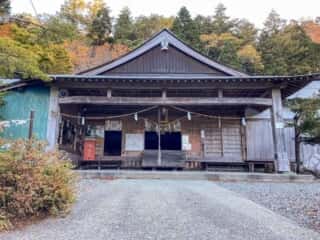 劔神社拝殿