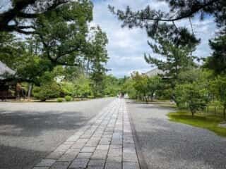 広隆寺　境内