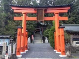 敢国神社 (敢都美恵宮比定地)