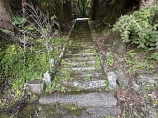 八幡神社（栗枝渡神社）