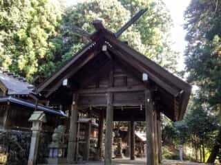 篠畑神社　拝殿　(宇多佐佐波多宮比定地)