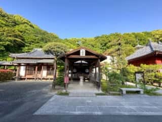 四国八十八ヶ所霊場 第68番札所 神恵院・第69番札所 観音寺