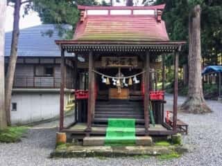 関山神社　金比羅堂