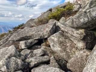 五葉山　黒岩の巨石群