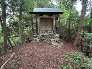 友内山