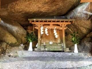 舟木石上神社 　拝殿