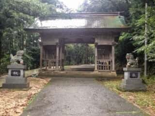 倭文神社　参道