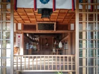 神戸神社 拝殿 (穴穂宮比定地)