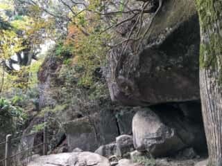 筑波山 母の体内くぐり