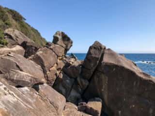海岸の岩場