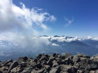 権現岳登山道　編笠山頂の景色