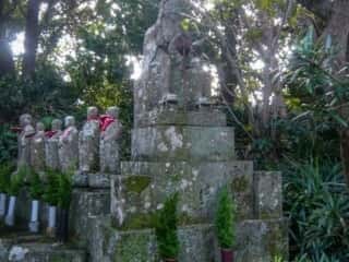 伊島　観音堂奥の院