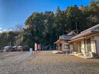 釣石神社　境内