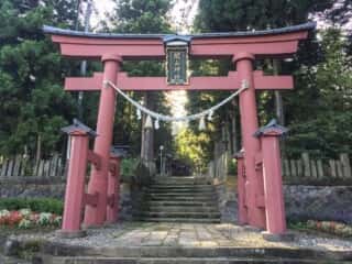 関山神社の鳥居