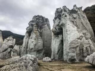 仏ヶ浦の奇石
