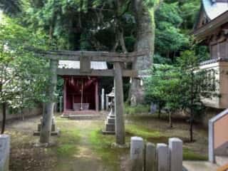 綿都美神社