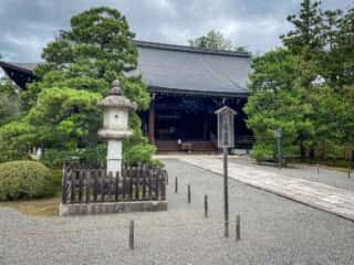広隆寺　上宮王院太子殿