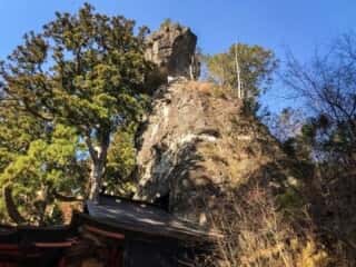 榛名神社の御神体なる磐座、御姿岩