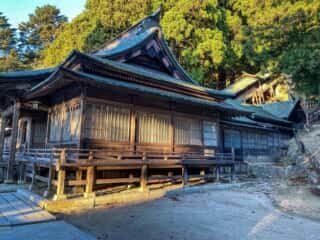 黄金山神社　拝殿