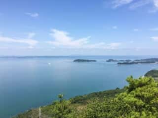 小瀬の重岩 (小瀬石鎚神社) からの景色