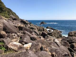 海岸の岩場