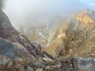 雌阿寒岳