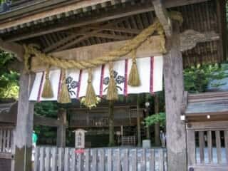 諏訪大社本宮　御宝殿