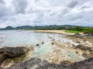 奄美大島 節田立神岩