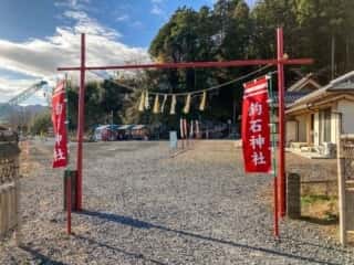 釣石神社　境内