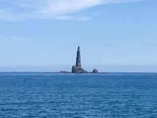 蝋燭岩　北海道余市郡