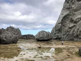 仏ヶ浦の奇石