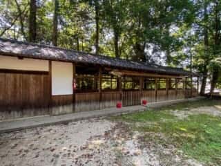 石座神社 境内