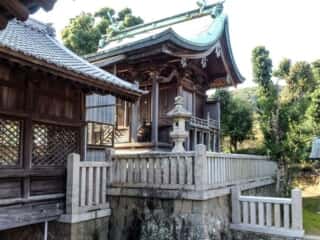 石屋神社　本殿
