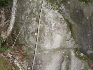守屋山腹の巨石