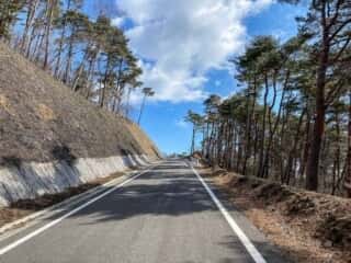 石投山 黒森山 登山道