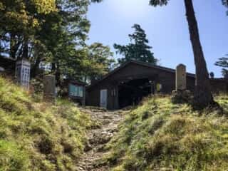 山上ヶ岳（大峯山）登山道