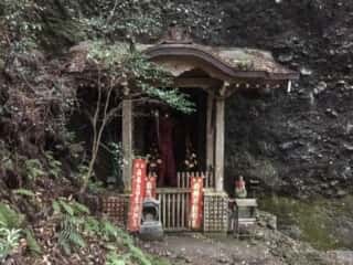 大師堂・岩屋寺