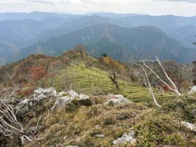 石立山