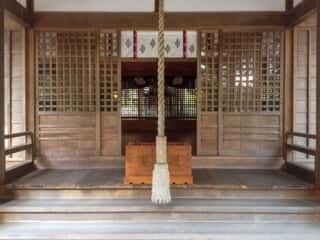 布気皇館太神社 拝殿 (奈其波志忍山宮比定地)