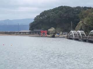 かもめ島と瓶子岩