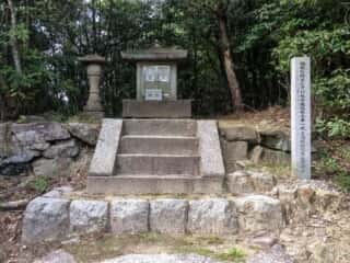 敢国神社 (敢都美恵宮比定地)