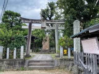 大酒神社　鳥居と境内
