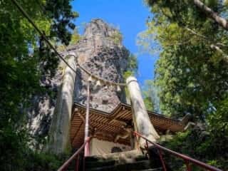 中之獄神社 磐座