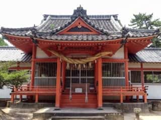 奈多宮神社　拝殿