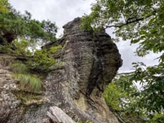 一年峰の「梯子岩」