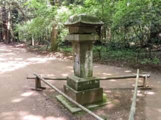 鹿島神宮 石碑の灯篭